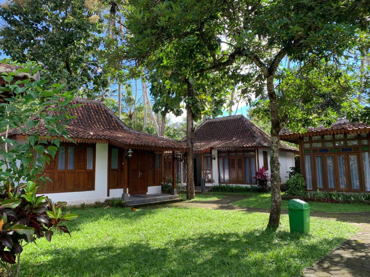 The Nalaya & Resto 2* Magelang