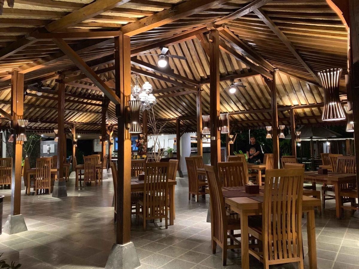 The Nalaya & Resto 2*